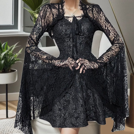 Vintage Gothic Black Lace T-Shirt Women Street Flare Sleeve See through Dark Goth Sexy Smock Top Elegant Aesthetic Cropped Tops